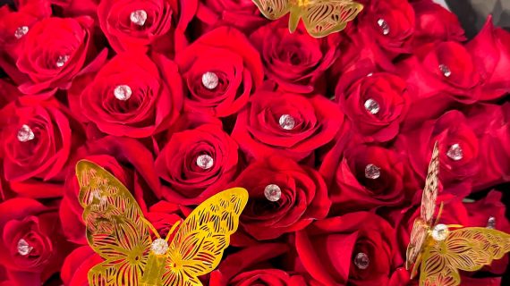 Butterflies and sparkles for roses
