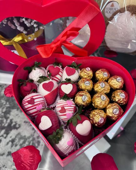 Heart Chocolate and Strawberry